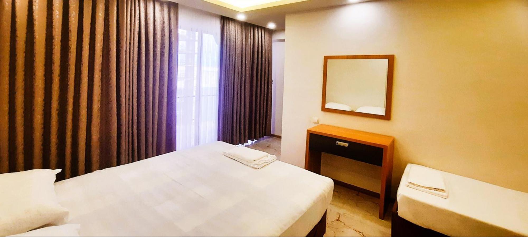 Selazir Apart Hotel Batumi Exterior photo